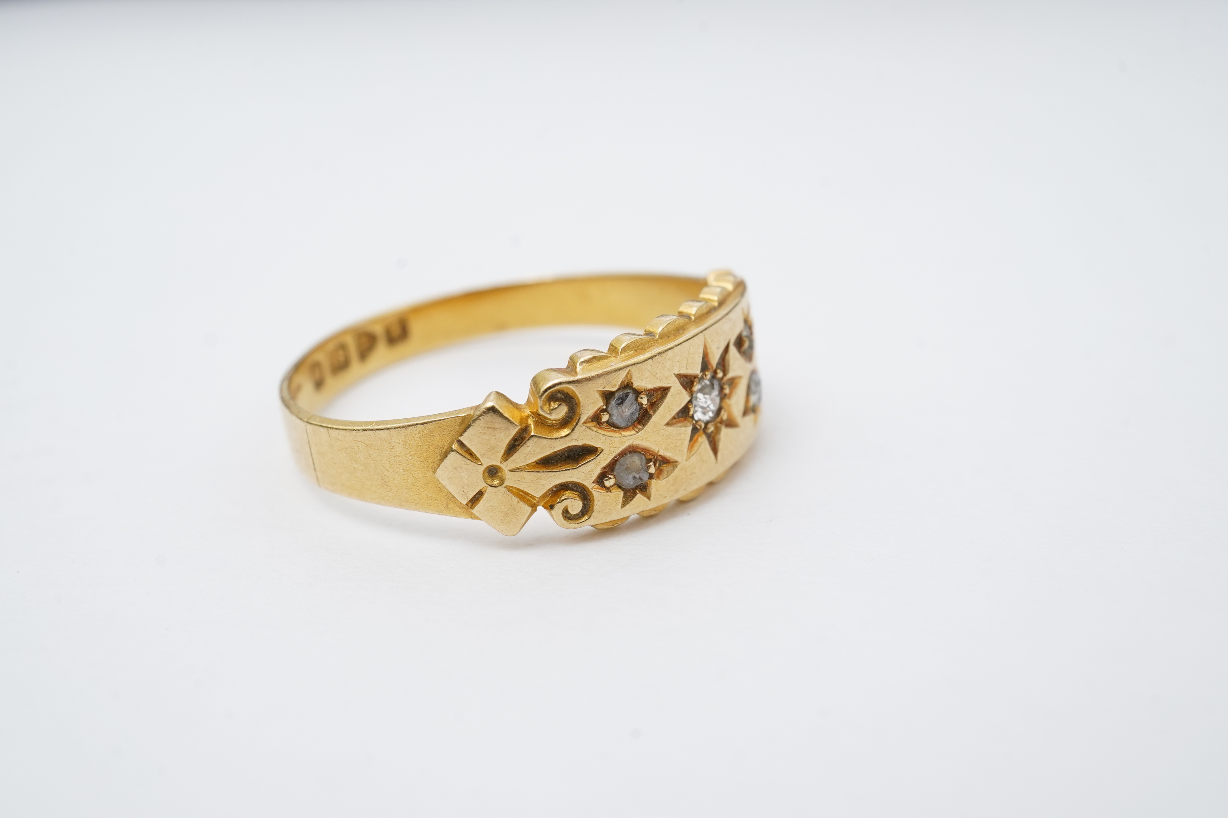 An Edwardian gold and diamond ring, circa 1910